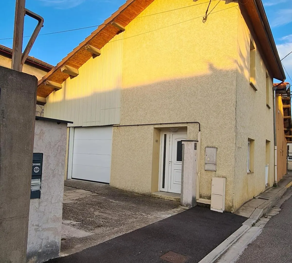 L'Emeraude Loyettes Holiday home