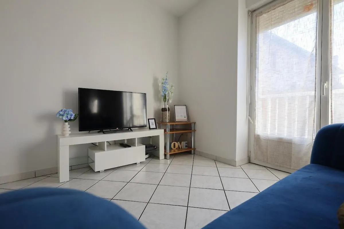 Holiday home L'Emeraude Loyettes France